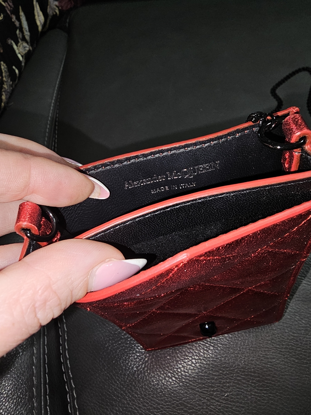 Red Metallic Quilted Crossbody Skull Phone Pouch On Chain - Picture 8 of 13